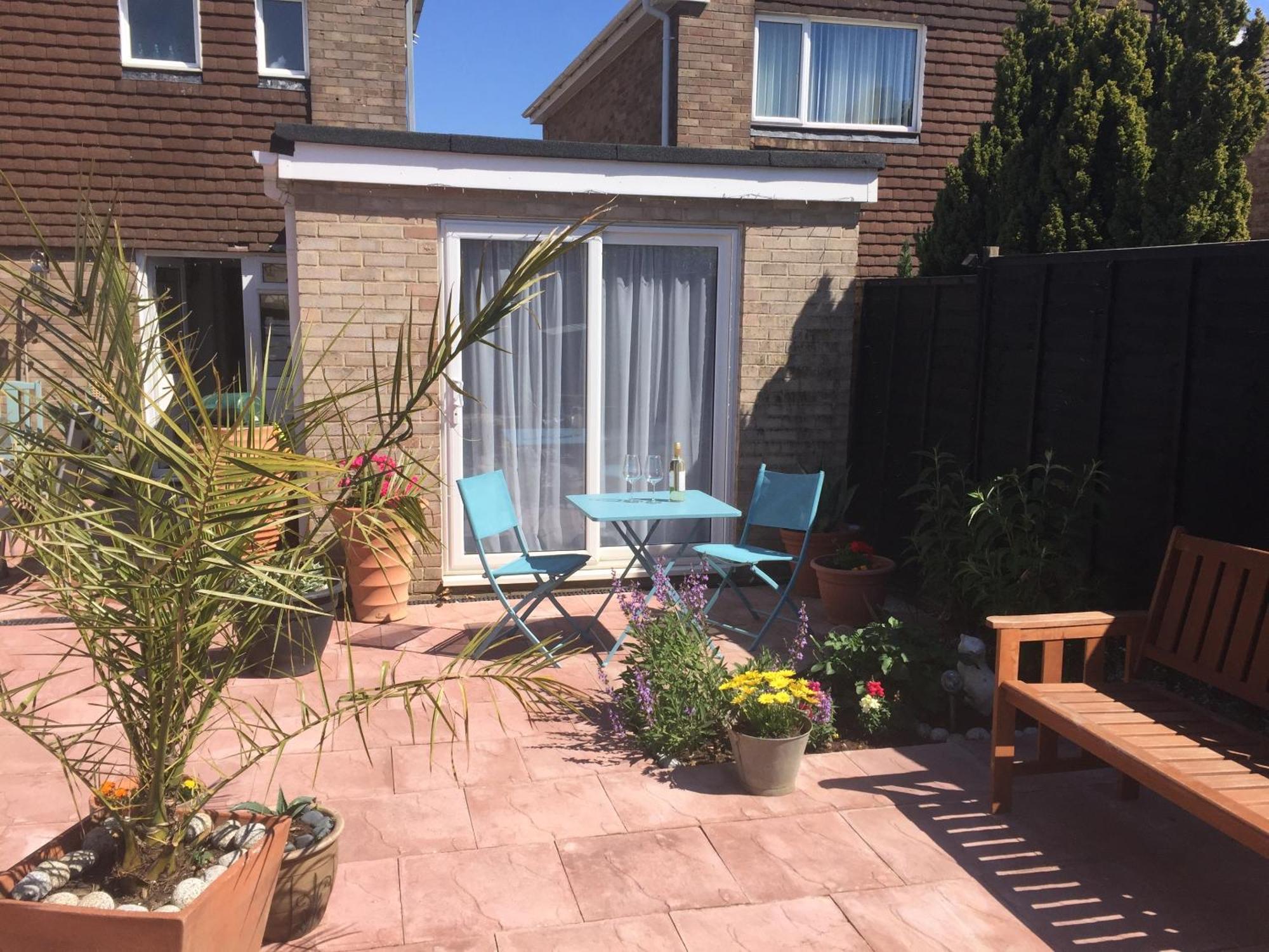 Basingstoke En Suite Room In Garden Annex المظهر الخارجي الصورة